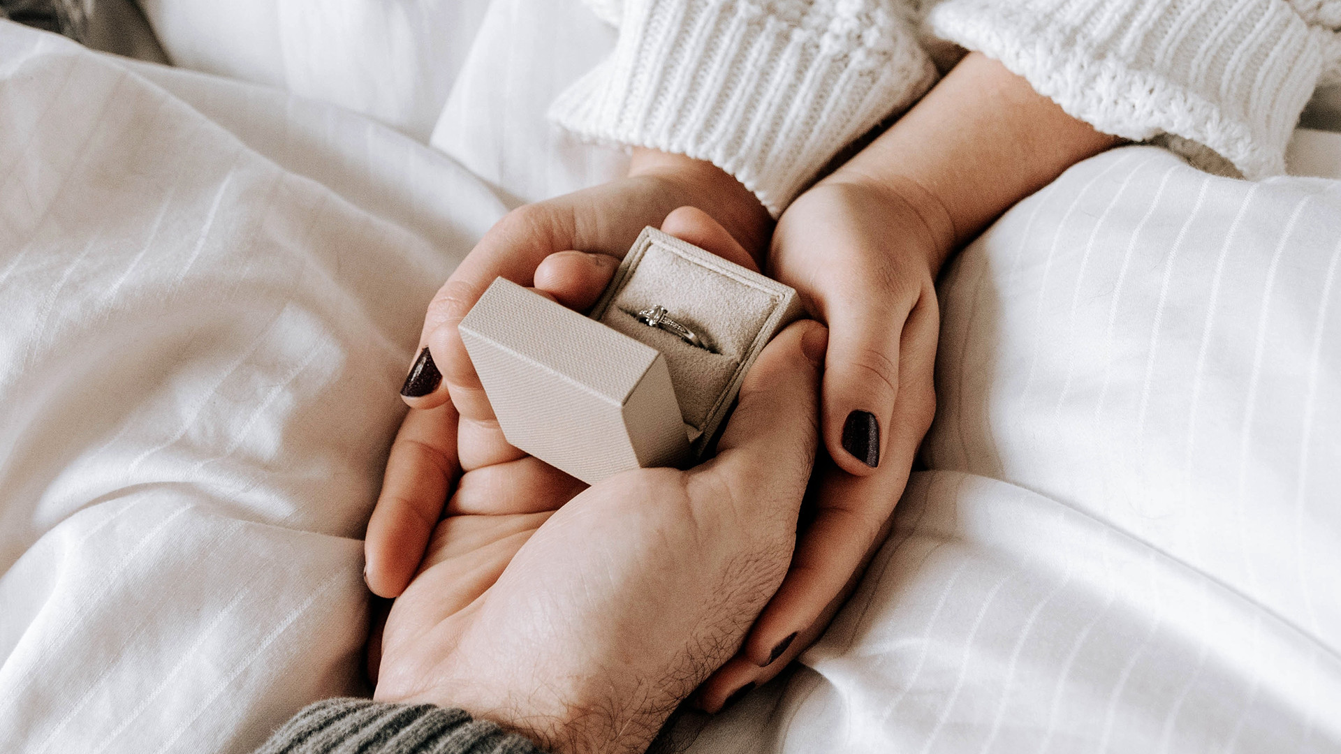 婚戒选对形状超加分！寓意全解析