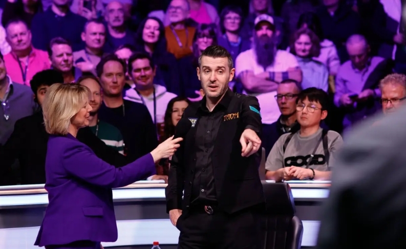 塞尔比夺得英锦赛冠军后谈到超越希金斯：现在的环境之下想赢任何比赛都很艰难，三大赛