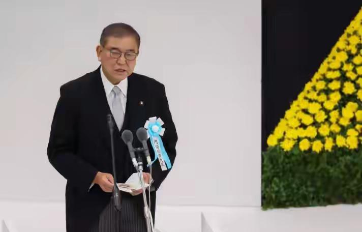 “忏悔”掩盖不了侵华罪恶，不让日本偿还血债它还不肯低头！
同时，日本媒体放大石破