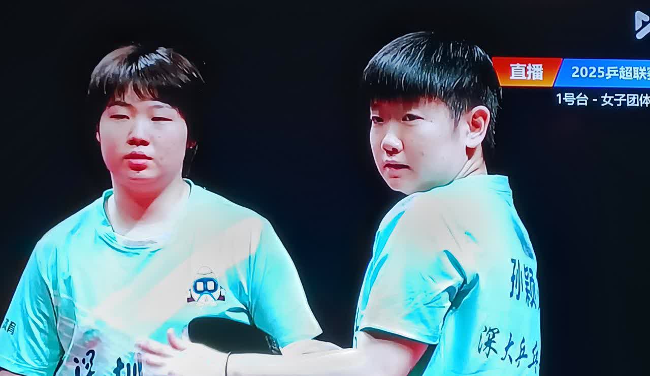 乒超第三阶段孙颖莎第二次出场，深圳大学祭出最强双打。

      乒超联赛