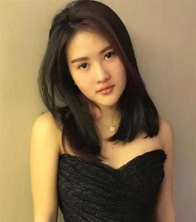 2023年，全红婵亚运会夺冠后，她的教练奥运冠军陈若琳再次进入大家视野中，3岁时