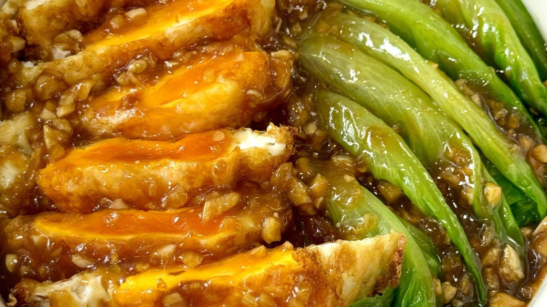 五分钟清凉主义：酱汁生菜拌鸡蛋