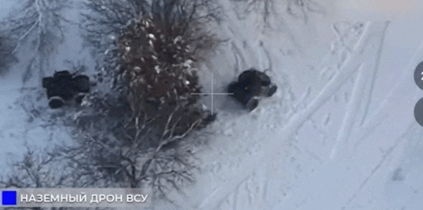 无人机大战无人战车，俄军第1斯拉维扬斯克旅出动FPV无人机，摧毁一辆乌军无人战车