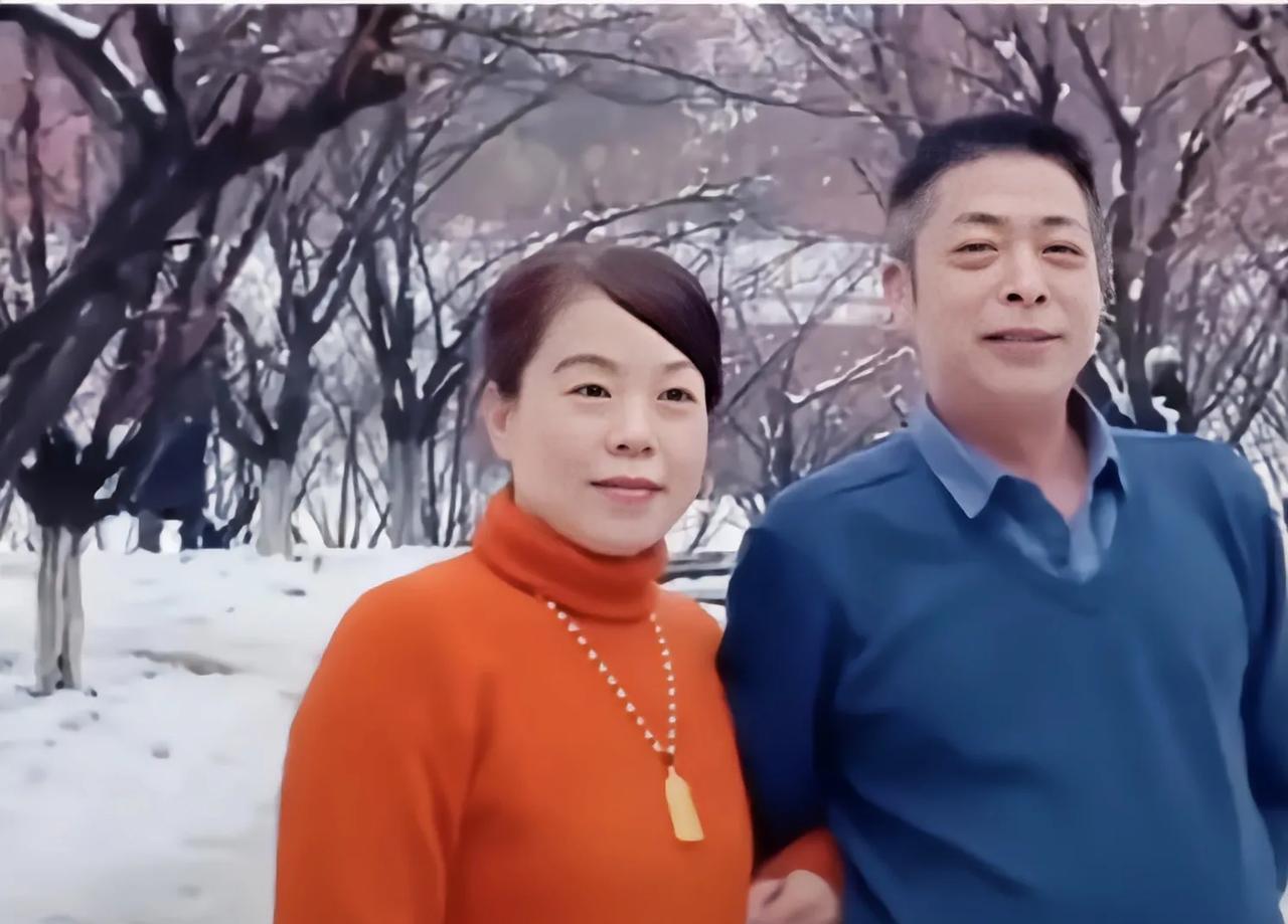 小勇子的危机感来了，他不得不亲自出马去找大鱼了。
小勇子从来就没有怕过，这么多年