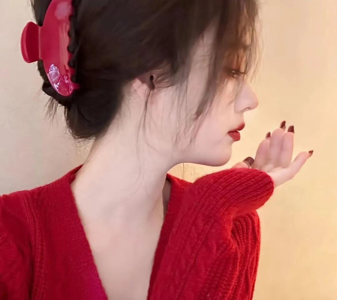 喜火之人5月6月7月所做的事情，容易在26年有个好结果，快的话在10月丙戌月就能