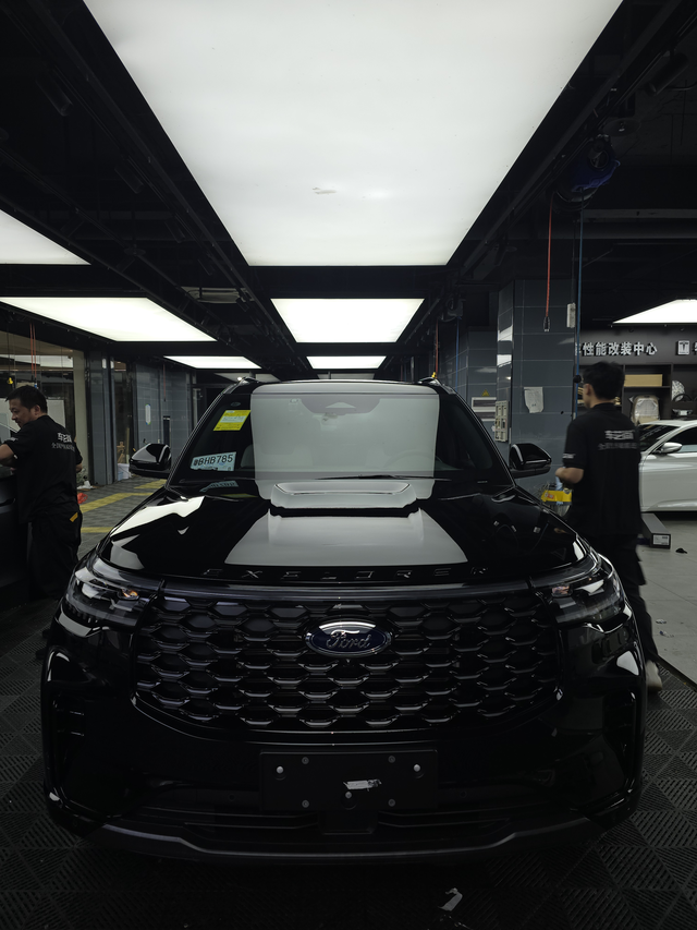 新车5天漏防冻液，我怎么办
1.提车五天，发现防冻液漏了，底盘全都是，4s修了一