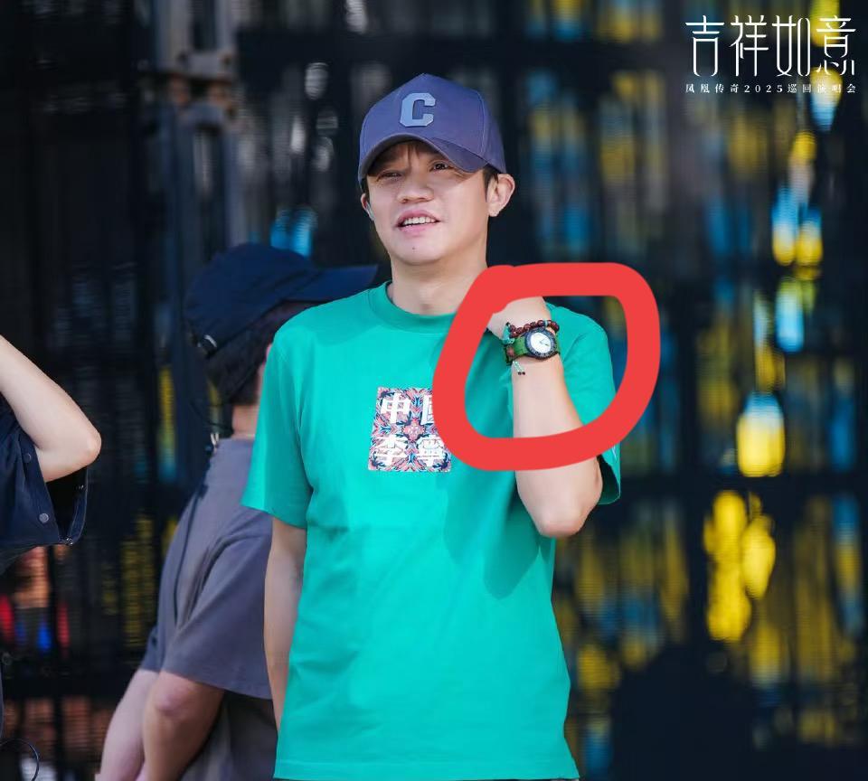 那尔那茜，你太糊涂了啊！
不是我说你啊，曾毅人缘太好了，你得换个人缘差的来啊
曾