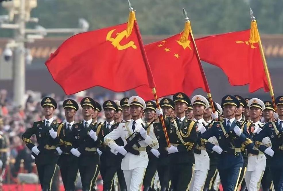 普通百姓能在广场看阅兵吗？这几天朋友非要去北京观看阅兵，咱不是北京人，也没亲身经