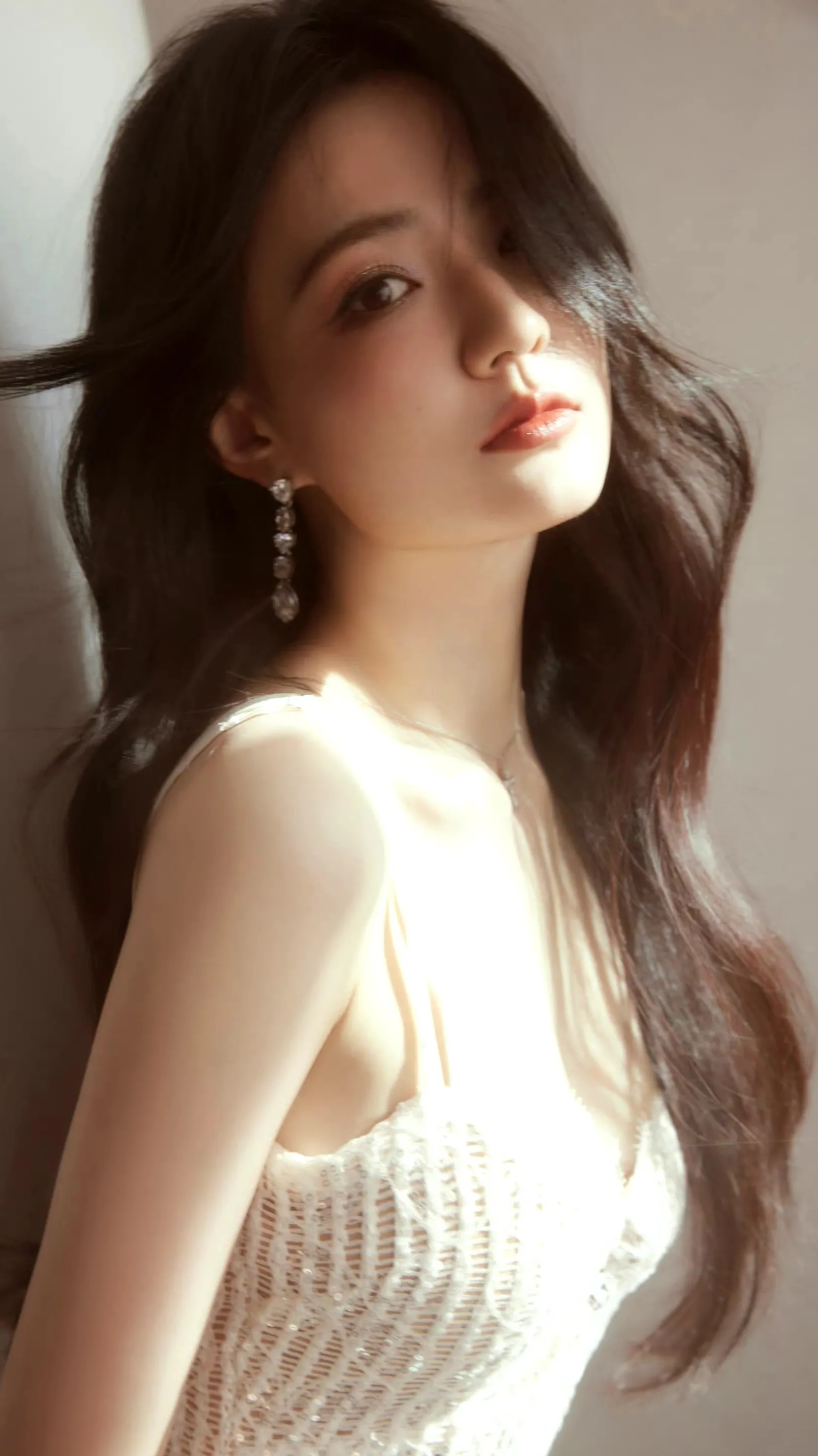 徐璐：玉颜如花，风姿绰约