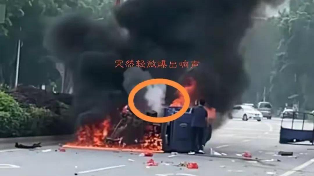 火到人民日报！两车相撞起大火，火海中徒手撕车门救人男子找到了