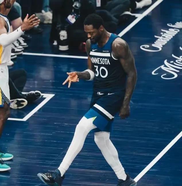 #NBA季后赛# 最新战报
北京时间5月15日，刚刚结束一场2025NBA季后赛