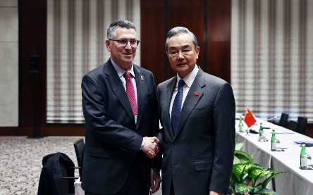 中国要求以色列停火
6月14日，中国外交部长王毅与以色列外长萨尔通了电话，听取了