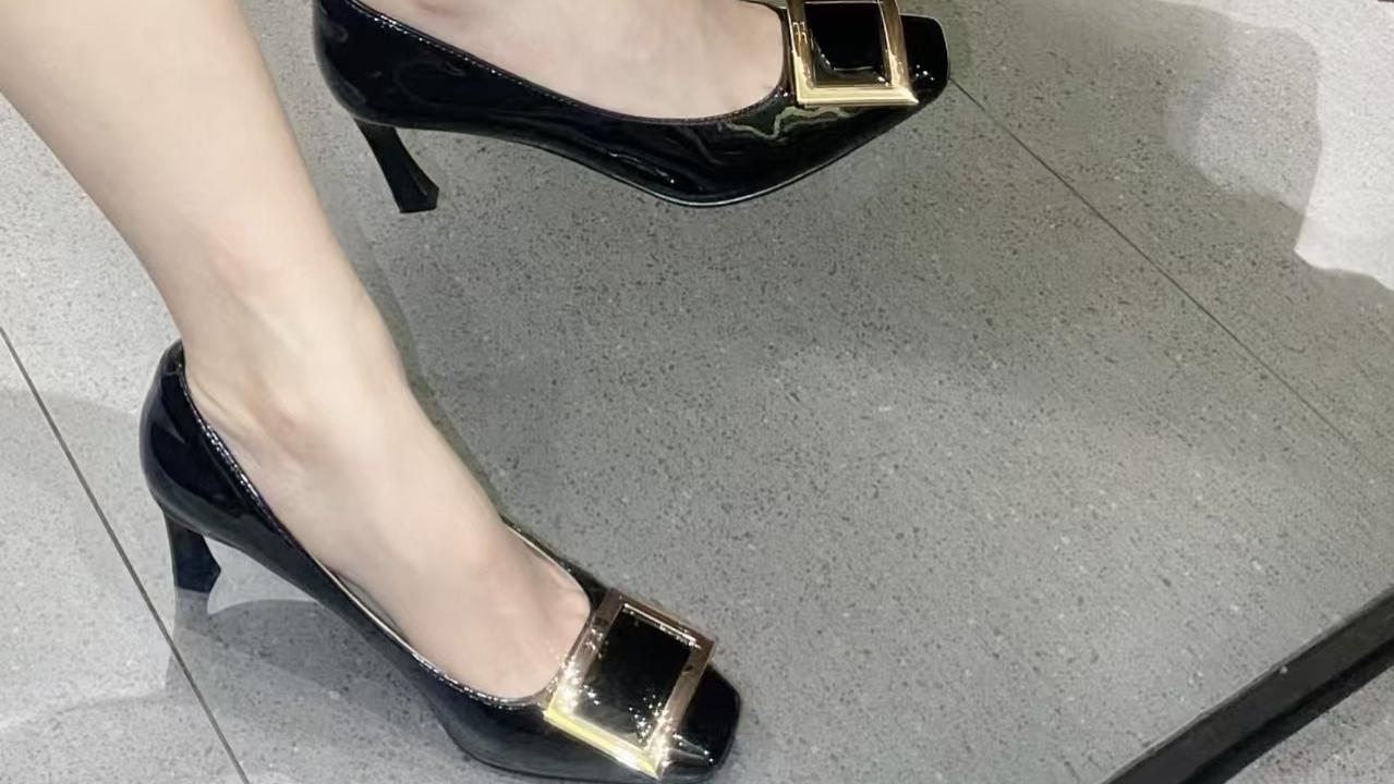 经典方扣or尖头铆钉？你更喜欢哪一款