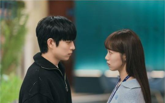 小三怀孕后，丈夫：孩子生下来认你当妈，我笑了：可你不是孩子的爹