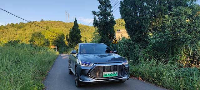 宋plus DM-i使用近一年的感受
有了小孩后，老婆和我准备着商量买一台车，还