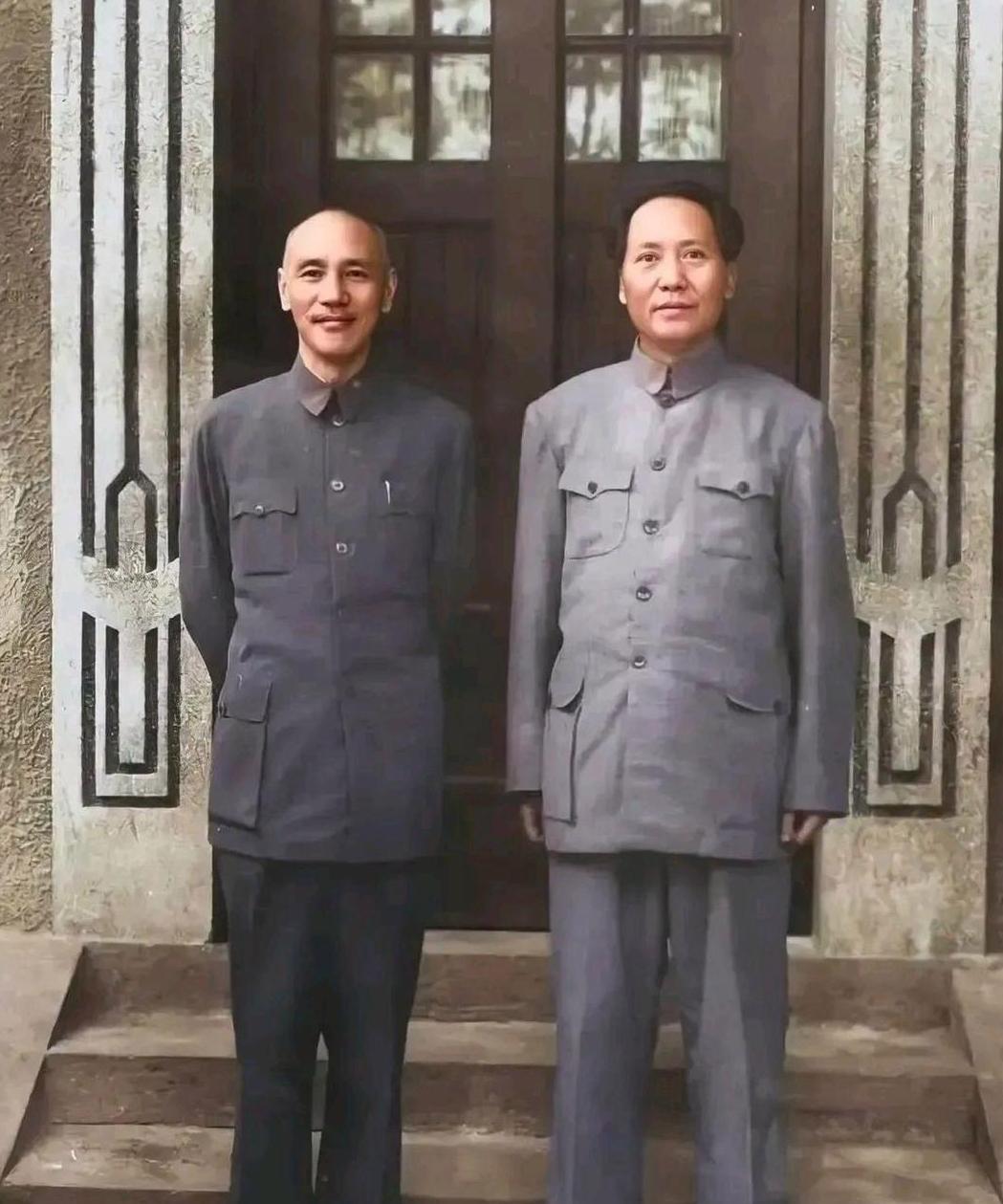 蒋介石曾说在这个世界上没有人是毛主席的对手。蒋介石有个习惯，喜欢每天在睡前写日记
