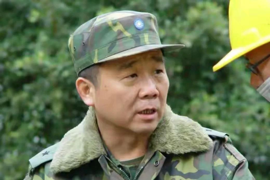台退役少将称：四面围台史无前例，局势比96台海危机更凶险，武统将临近！
据台军防