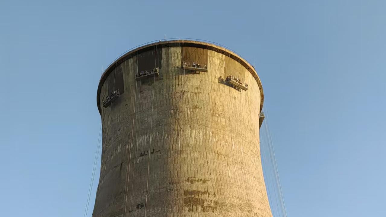 匠心防腐绘美景 宏顺铸就包头冷却塔外防腐施工