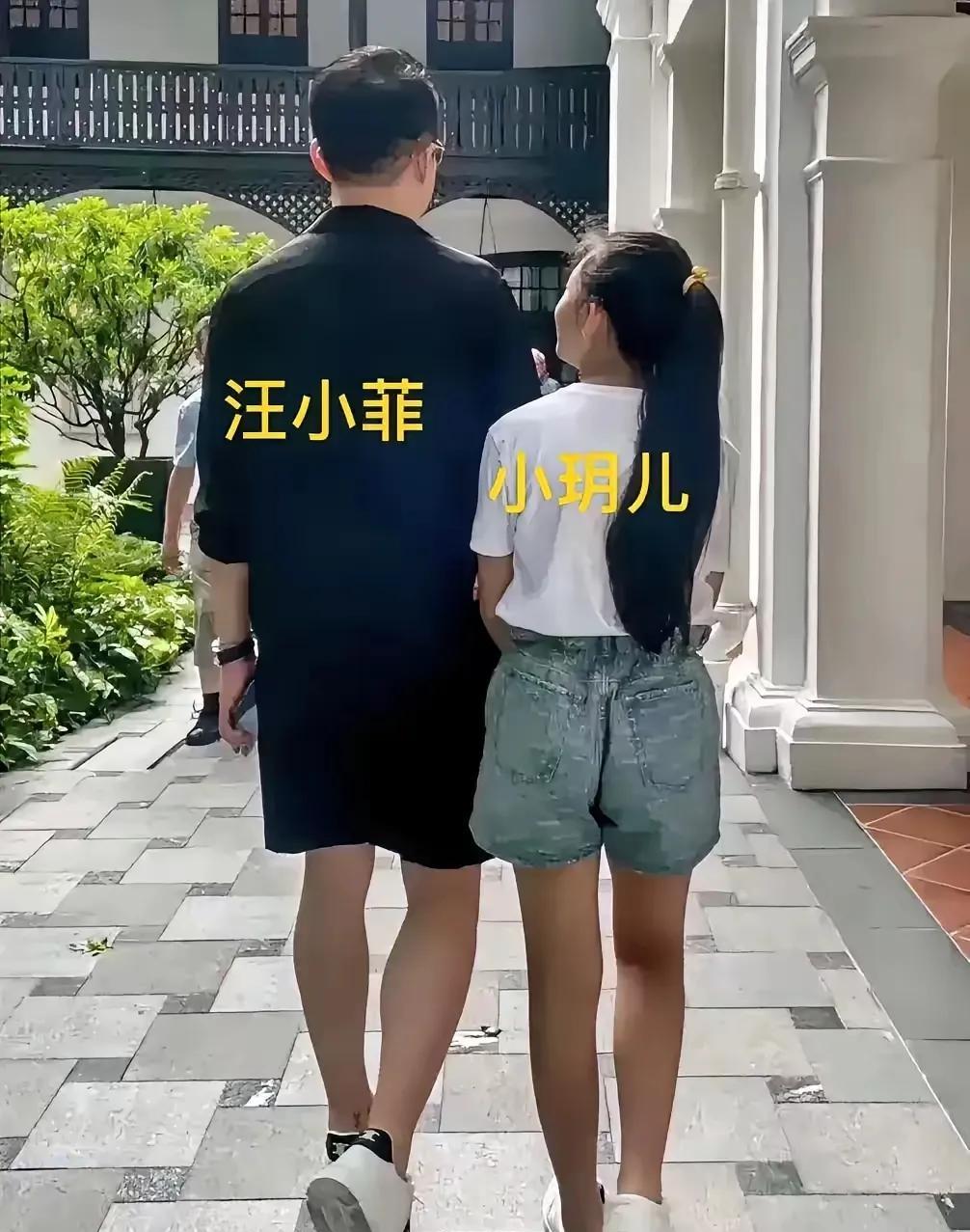 小玥儿与箖箖终于自由啦！兰姐称，如今两个孩子可自由了，能随时跟他们通电话，再没限