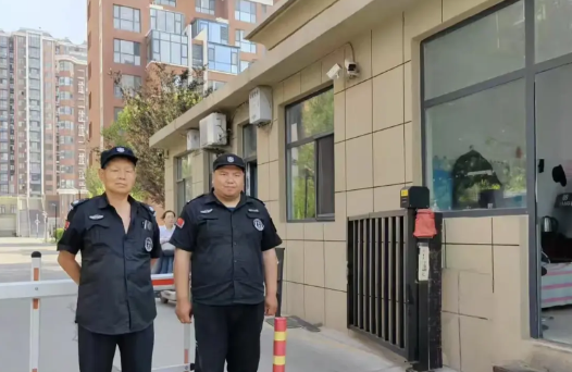 有的外卖员想进小区，保安不让进。真不是我们保安不讲情面，谁不想行个方便？可公司领