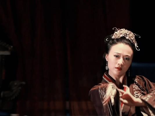 重温《美人心计》，薄姬跳的这支《长安歌》虽短，却端庄又优雅，还是被狠狠惊艳到了！