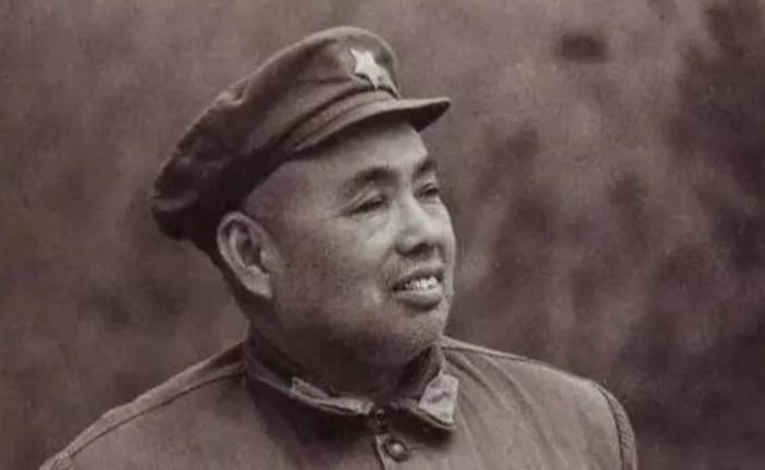 70年，刘伯承到南京，意味深长地问肖永银：一个排长能起多大作用
“老肖，刘帅的专
