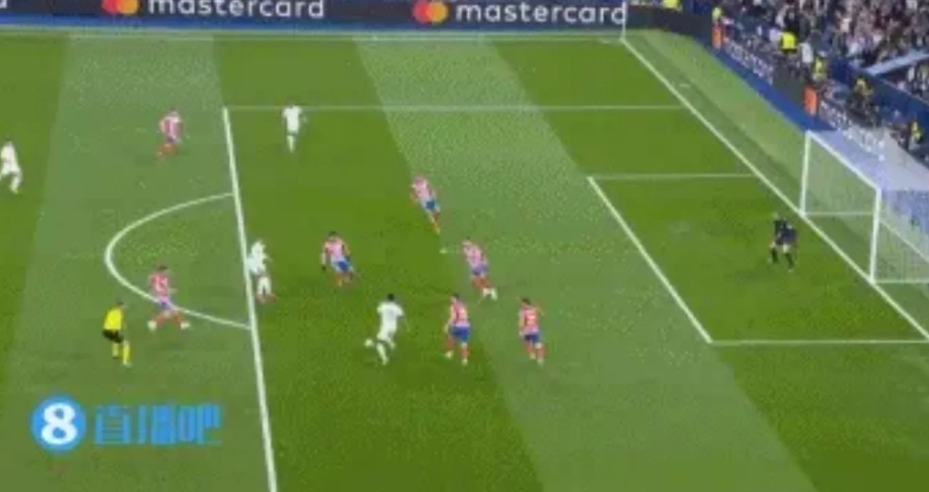 从欧冠看国米的超级短板！
        本轮8场欧冠之中，质量最高的当属马德里