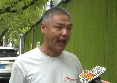 胆子不是一般大！浙江，一男子做运输生意，他的半挂车停在收费停车场里，不料3个月里