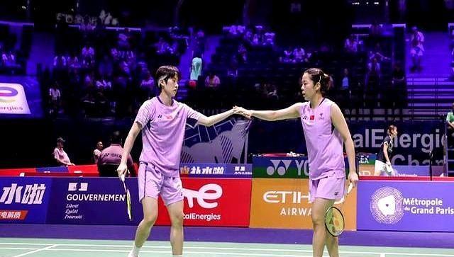 凡贤组合晋级八强！
2025中国羽毛球大师赛刚刚结束了一场女双1/8决赛。
世界