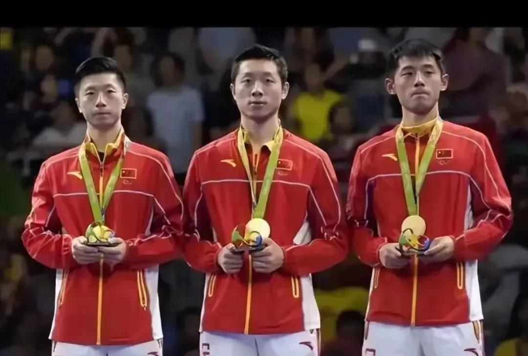 蔡振华留给刘国梁最后的财富就是三剑客。  
从王楚钦开始才是刘国梁的时代。  