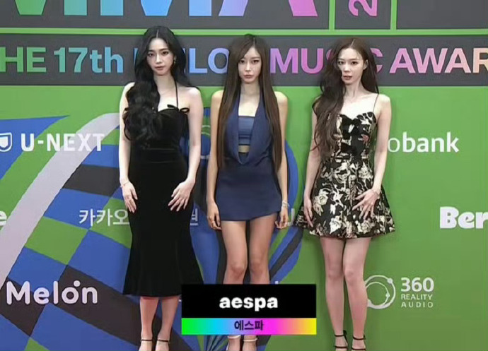 来看看你家爱豆今天状态怎么样？ ​​​