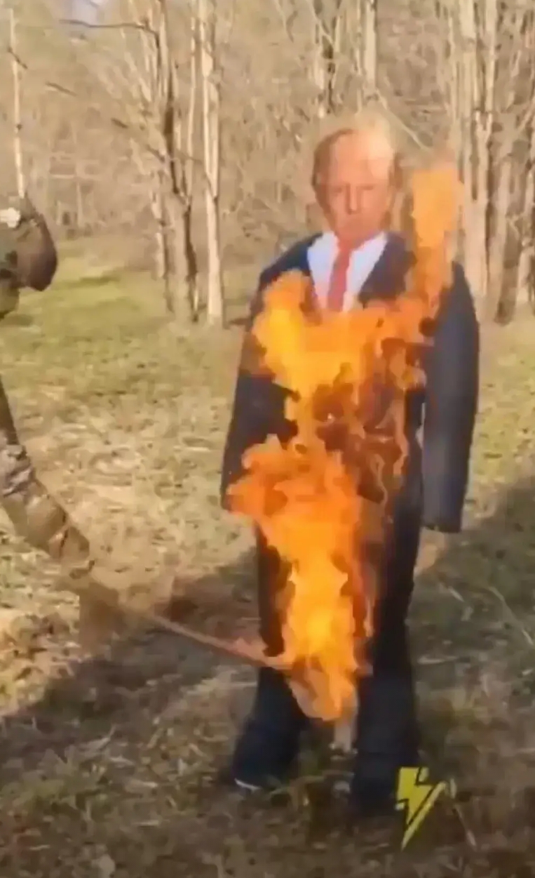 美国的气数已尽！这次美俄私自谈判，背叛盟友，出卖乌克兰，其恶劣程度堪比三国时候的