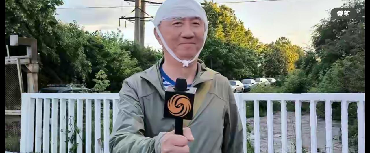 中国凤凰卫视资深记者卢宇光遭到无人机袭击受伤，勇敢的卢宇光还想着要工作，说他“还