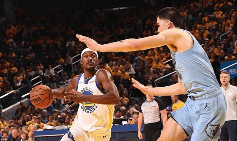 勇士和灰熊的nba附加赛，巴特勒38 分  7篮板6  助攻  库里37   分