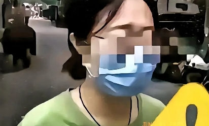 江父弄丢女儿养5年的狗，女儿怒扇其一耳光！！！

浙江一位父亲，不慎弄丢女儿养了