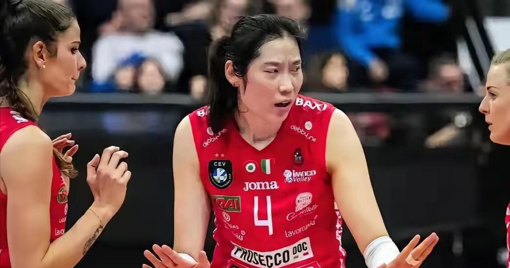 朱婷能否返回国家队，看中国女排在2026年亚锦赛前，2个世联赛及1个世锦赛的成绩