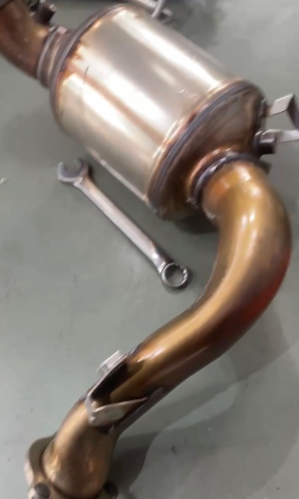 全国第一台23款45 A4拆除颗粒
全网全国第一台拆除颗粒的23款 45 四驱A