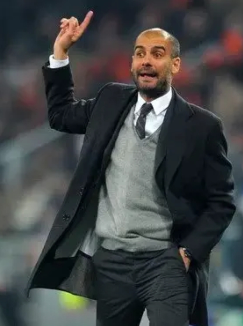 齐达内、瓜迪奥拉、斯卡洛尼这三位出道即巅峰的主帅，各有千秋。
齐达内执教皇马就夺