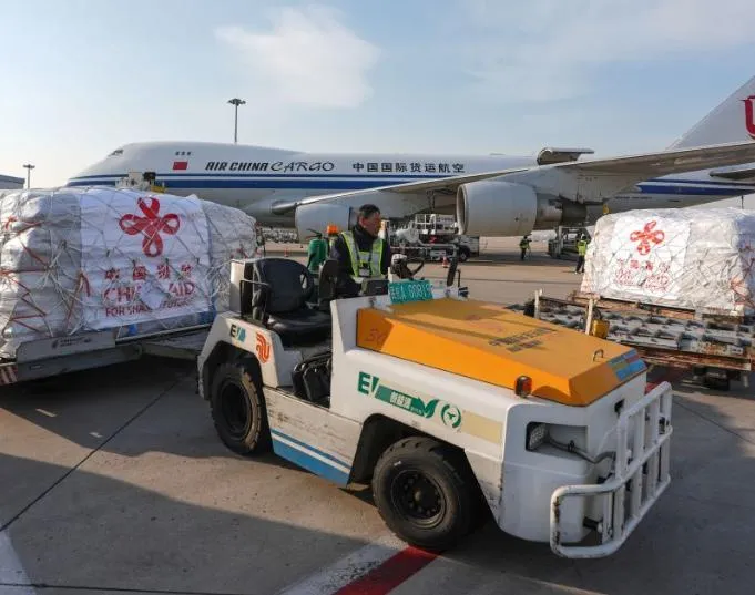 缅甸又笑醒了
中国决定再次向缅甸追加10亿元人民币紧急人道主义救灾援助！

自3