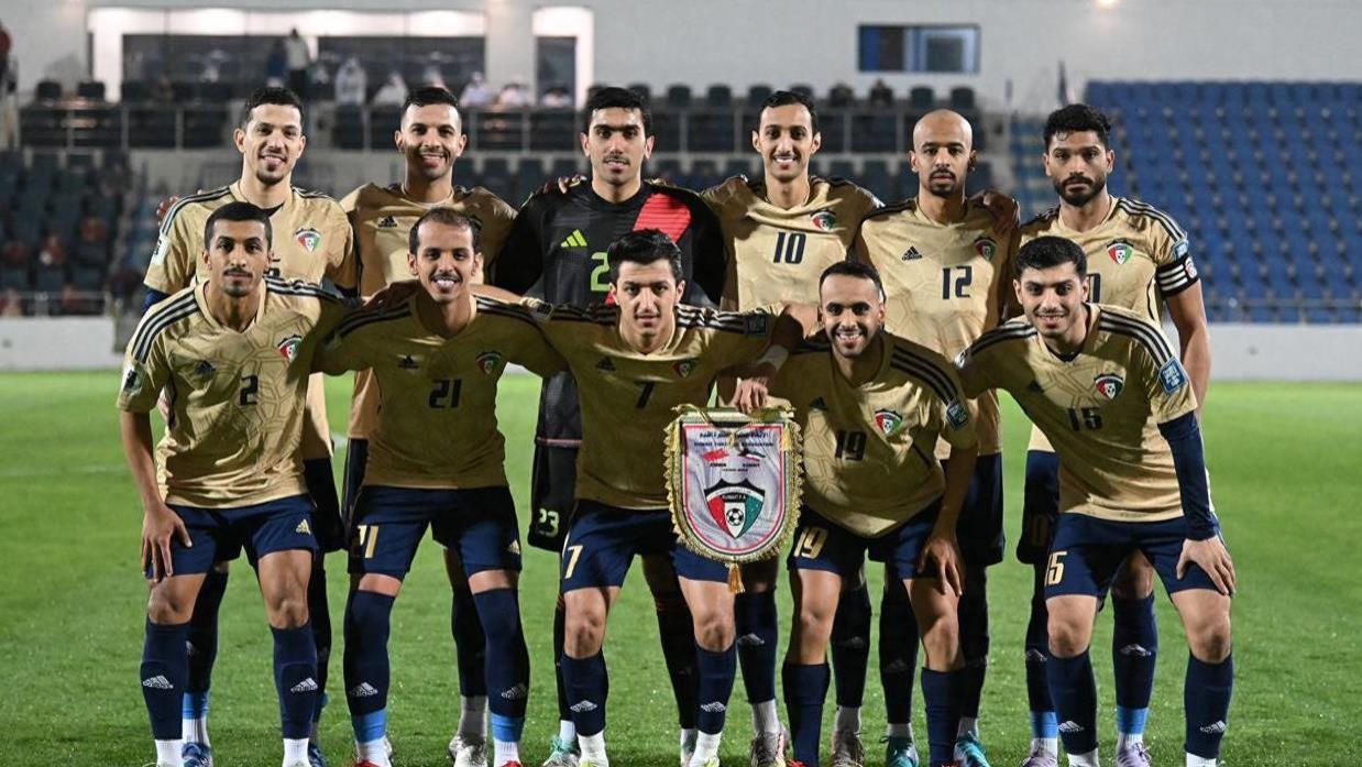 7-14！亚洲冠军8轮0胜，净负9球+仅5分，下轮不胜就淘汰