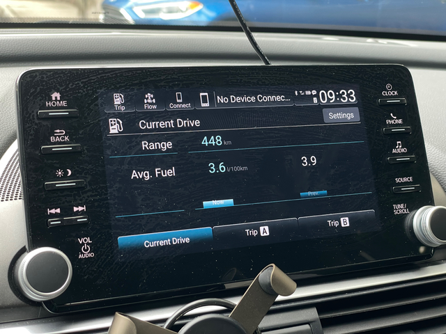 跑高速竟然是运动模式更省油
今天去机场送人，上了高速就开运动模式，压着120km