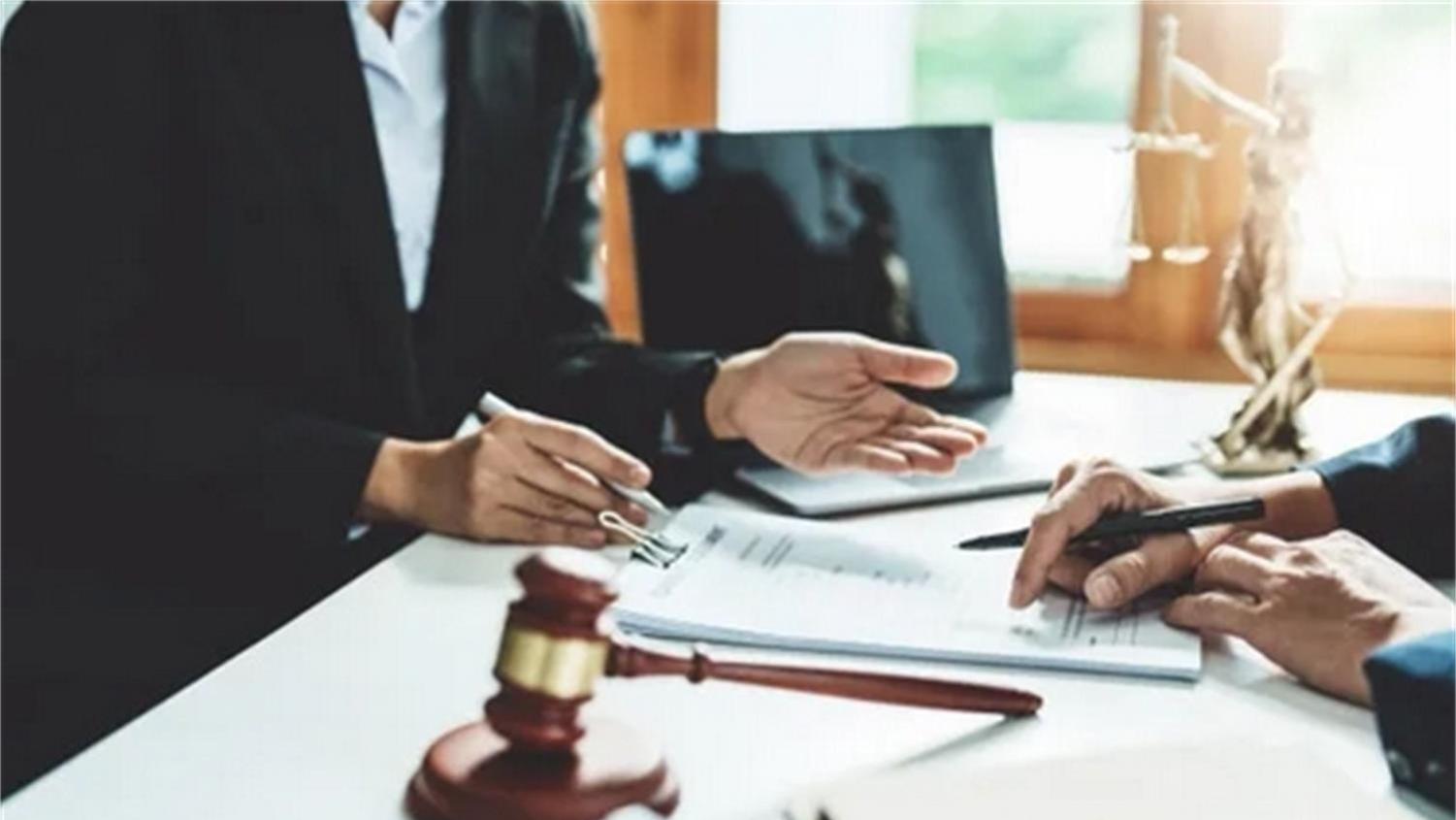 试用期要不要交社保？