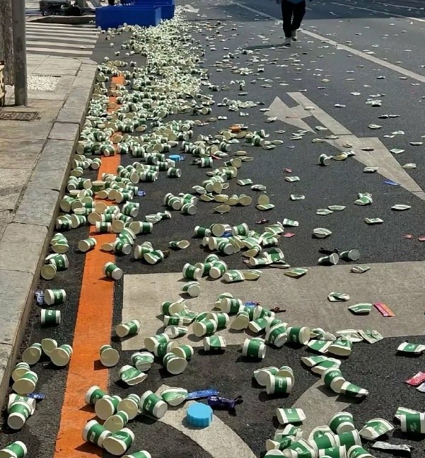 马拉松终于得到了全民普及!