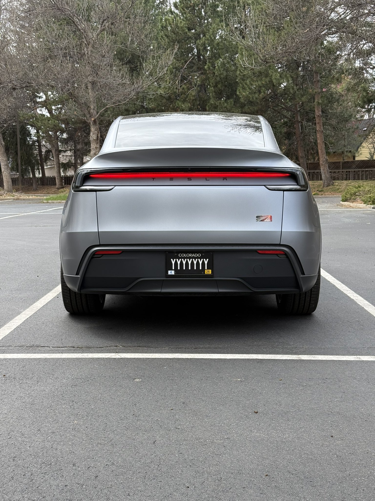 第一季度美国市场，特斯拉各车型交付量：Model Y 71427辆、Model 