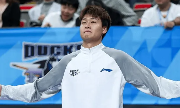 CBA常规赛，北京88-83战胜宁波。
赛后，北京男篮主帅许利民接受媒体采访，谈