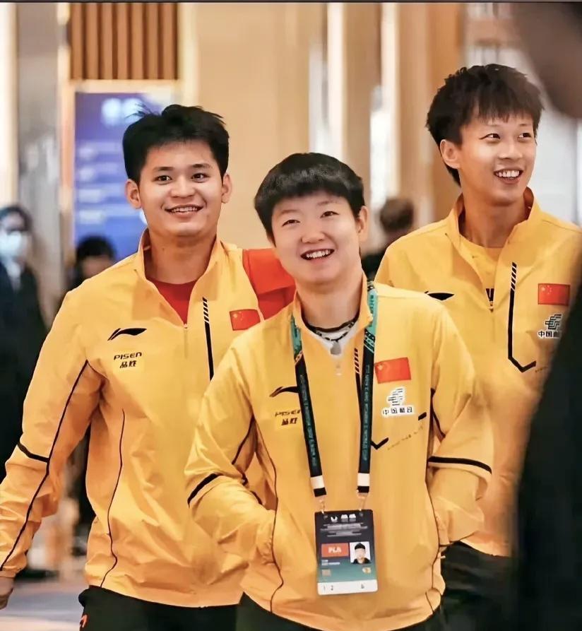 国乒2025年混团世界杯8人名单出炉，林高远主动放弃选拔！
2025年乒乓球混合