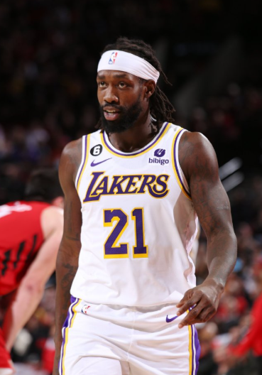 湖人名宿贝弗利说出了大实话！

前NBA球员贝弗利近日在播客节目中谈到克莱时说道