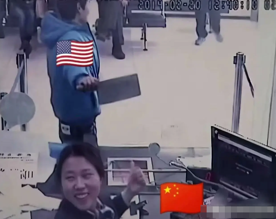 美国这么快就示弱了？近期，美国针对中国电子产品等商品，宣布豁免“对等关税”，此举