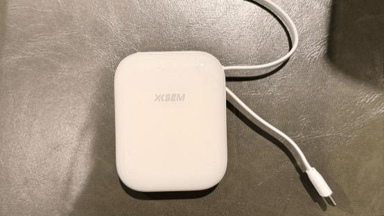 充电宝推荐评测性价比高：充电宝哪个品牌质量好又实惠？TOP10充电宝排名！通勤/差旅/多设备适配