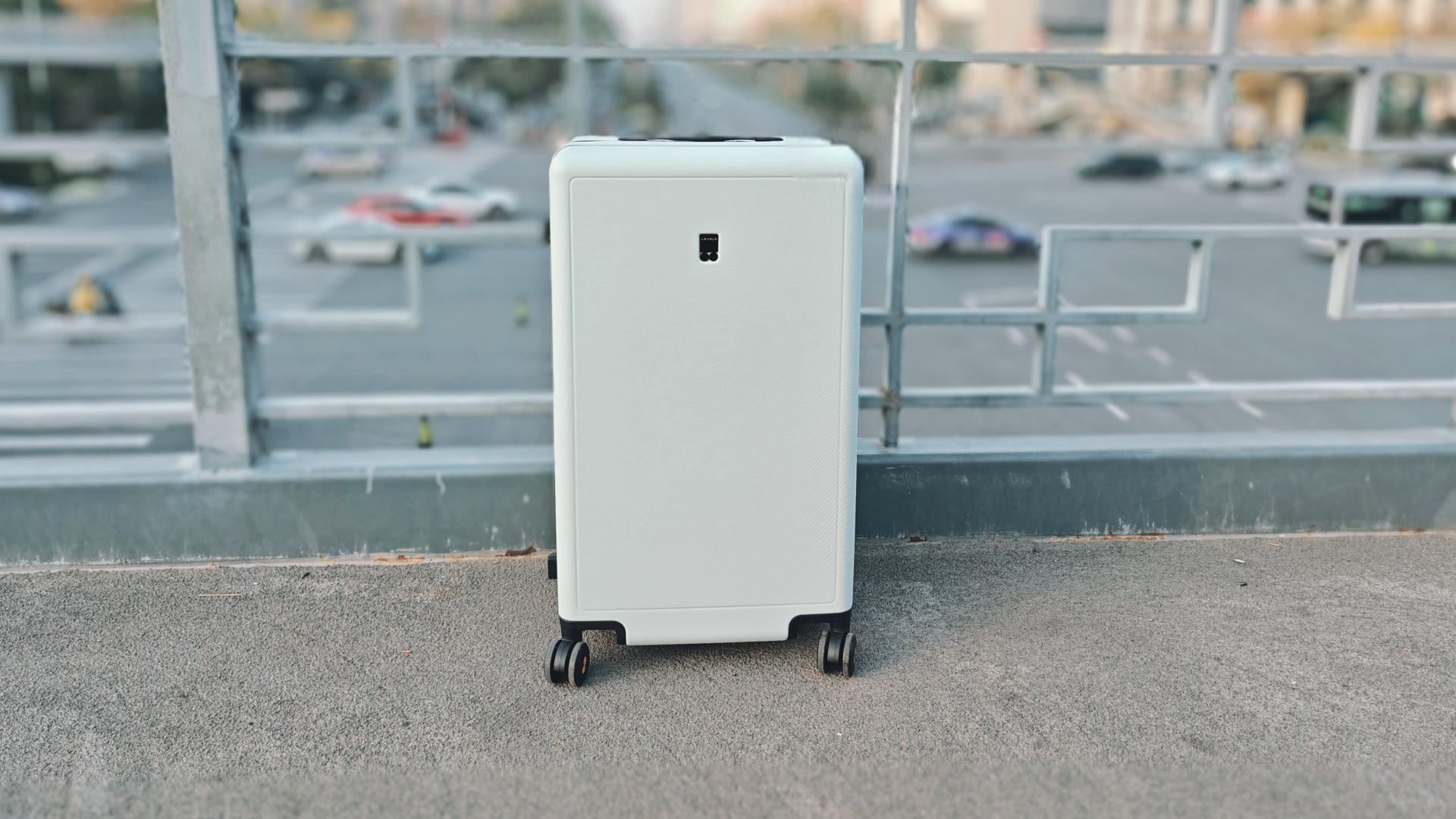 颜值实力双在线！24寸宝藏大容量行李箱，地平线8号新品Trunk系列